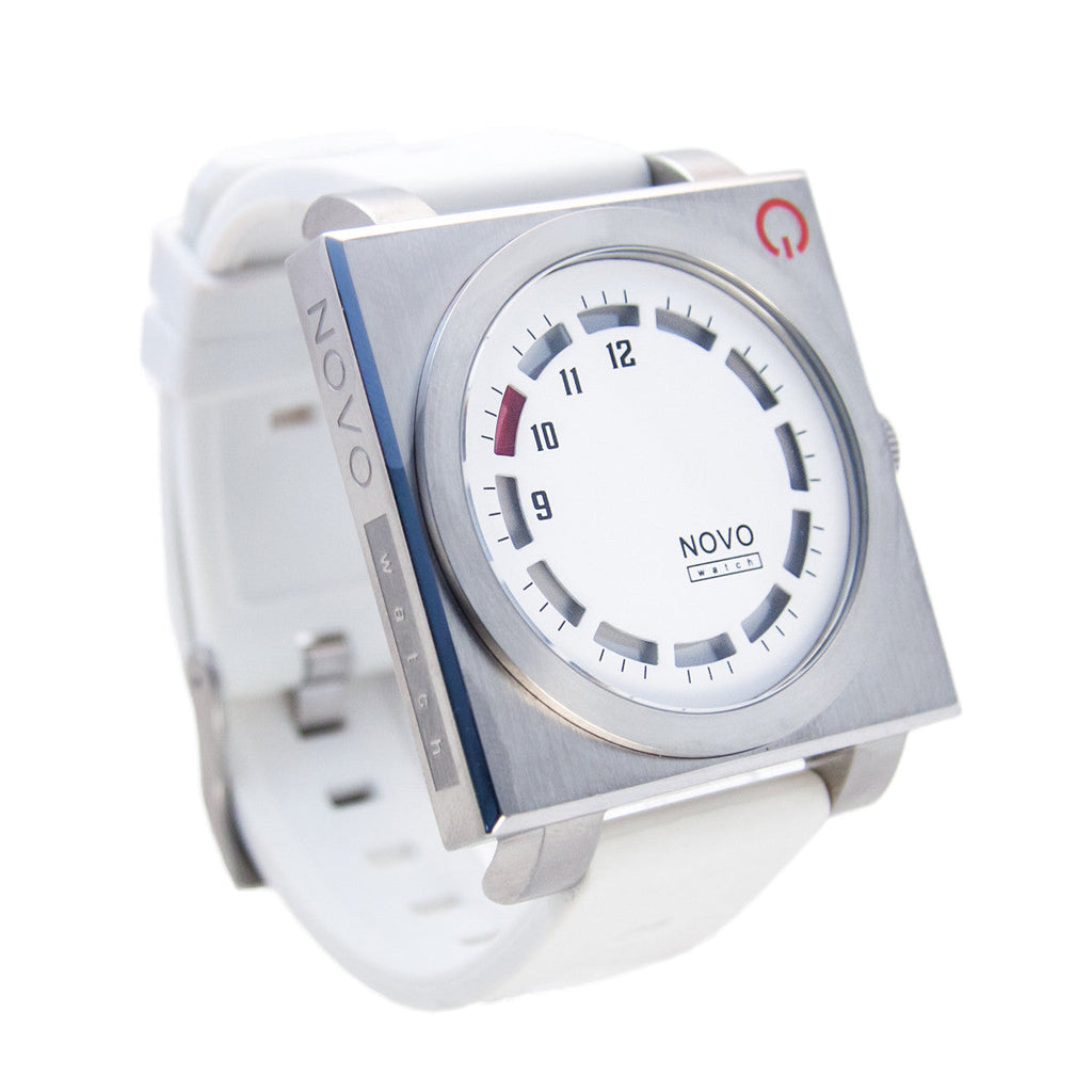 Unknown - Silver & White (Refurbished)